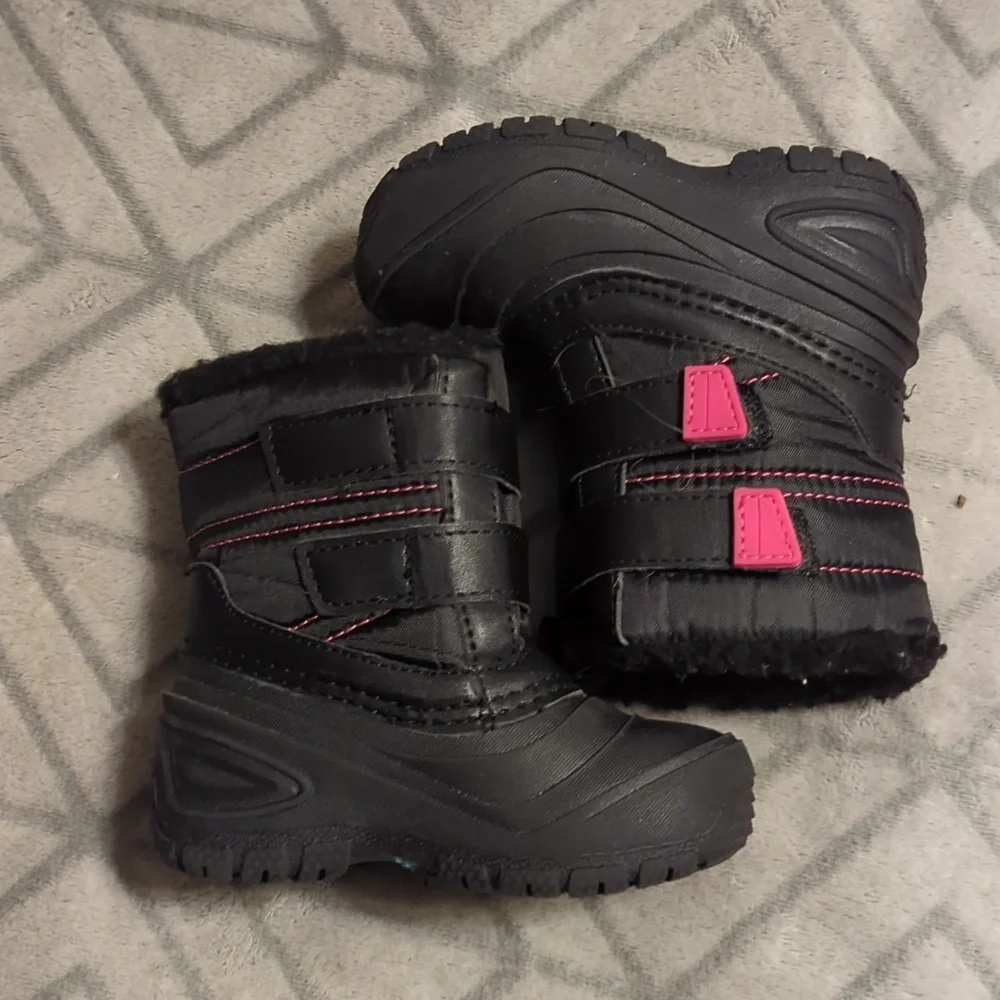 Wonder Nation Toddler‎ Snow Winter Boots Skid Resistant Size 6 Black/Pink